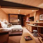 Altapura & Hotel 5*