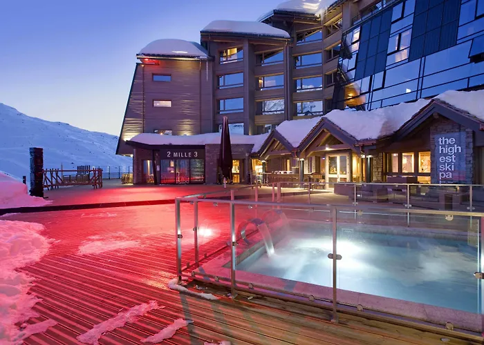 Altapura & Готель